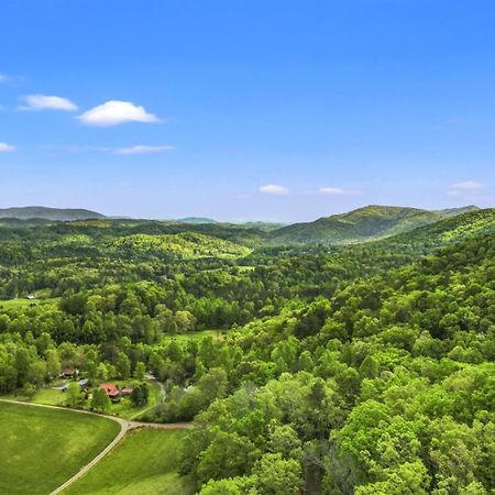 Hidden Star Hideaway-Blackberry Farm-Smoky Mtn Nat Park-Hot Tub- Fire Pit- Fenced Yard- Pet Friendly Walland ภายนอก รูปภาพ