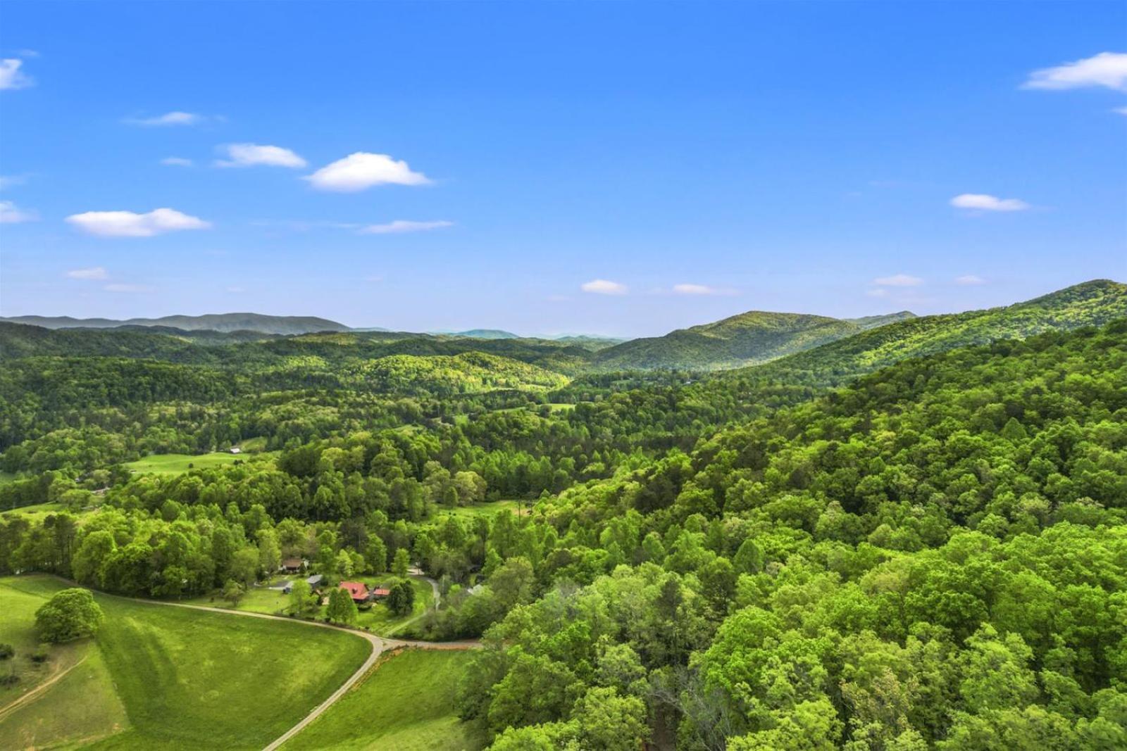 Hidden Star Hideaway-Blackberry Farm-Smoky Mtn Nat Park-Hot Tub- Fire Pit- Fenced Yard- Pet Friendly Walland ภายนอก รูปภาพ
